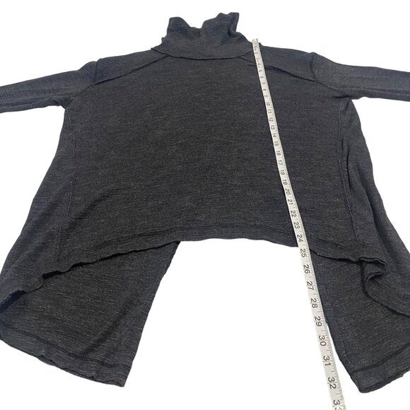 Free People We the Free Long Sleeve Gray Split Back Turtle Top Size M - Picture 5 of 7